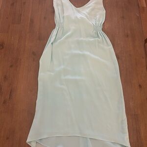Elegant Light Blue Sleeveless Dress